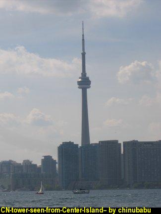 CN-tower-seen-from-Center-Island--